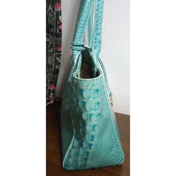 ****SOLD***
/Not for Sale/
Vintage Brahmin Glossy Glass Green Ashby Zip Top Shou - Picture 6 of 12